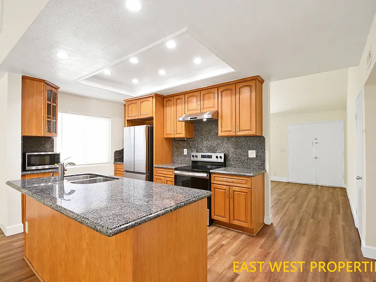 5012 Greencap Ave — Photo 7