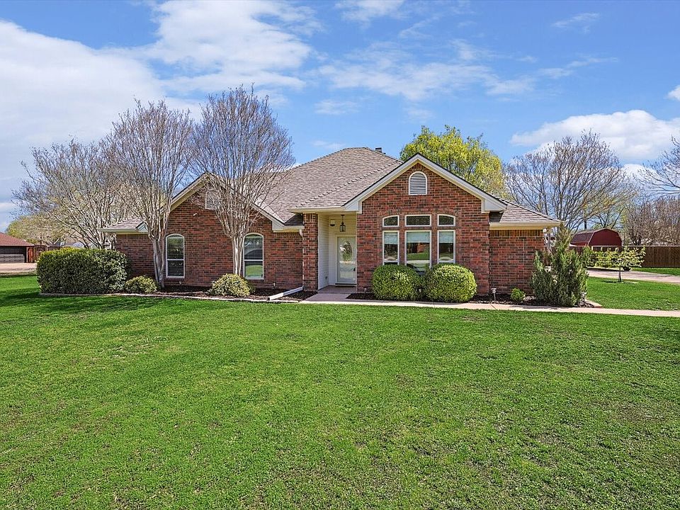 1st image of 1010 N Meadow Ct