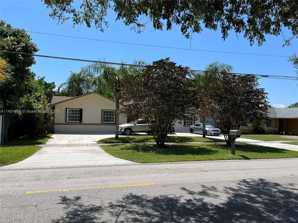 13420 SW 256th St, Homestead, FL 33032