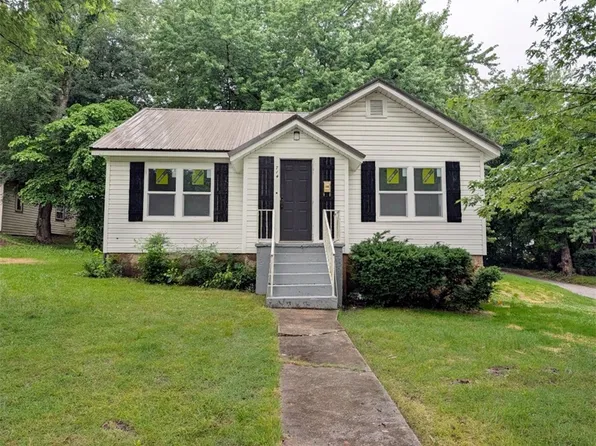 714 N Cherry St, Harrison, AR 72601