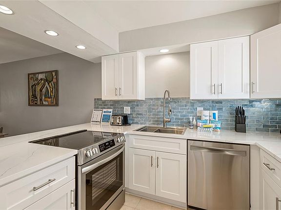 5th image of 1801 GULF DRIVE N #148