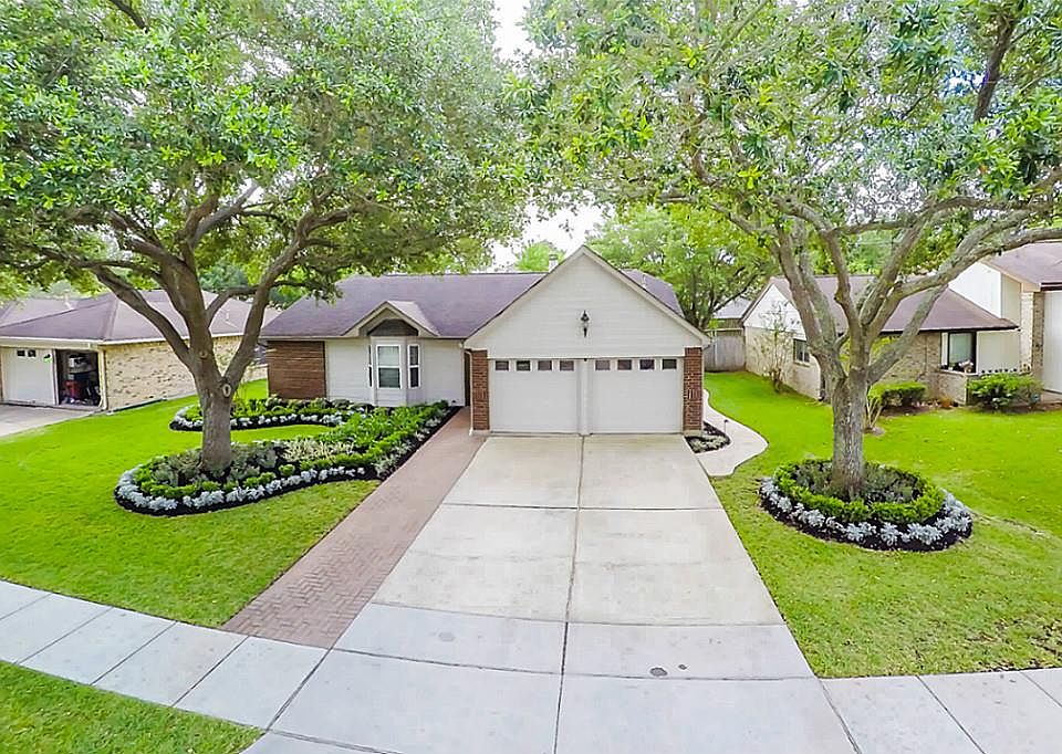 1st image of 14015 Kathi Lynn Ln