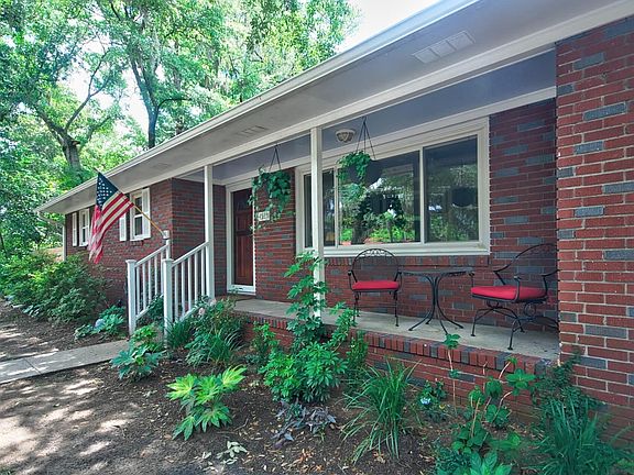 3rd image of 4565 Withers Dr