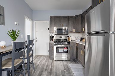 3rd image of 309 Westminster Pl APT 2