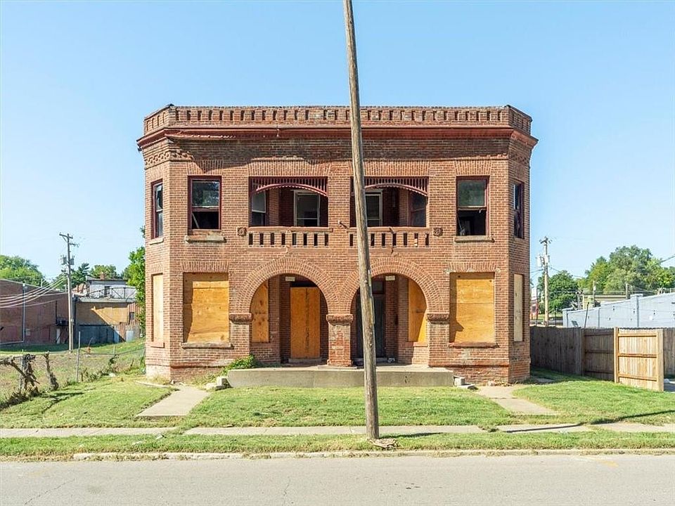 1st image of 1343 Buchanan Ave