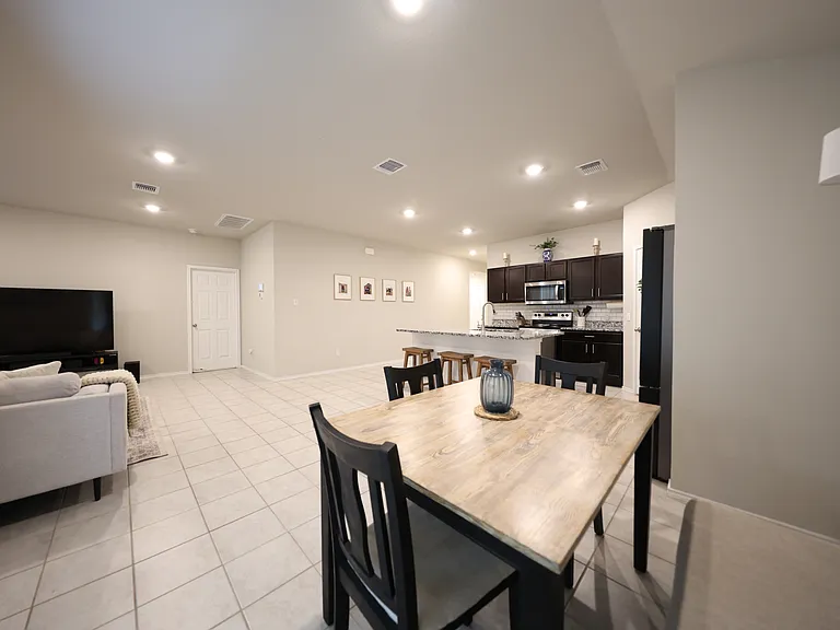 5601 Great Divide Rd — Photo 7