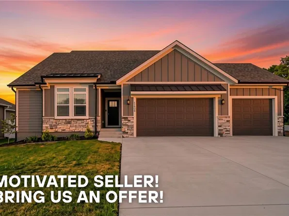 11808 E 231st St, Peculiar, MO 64078