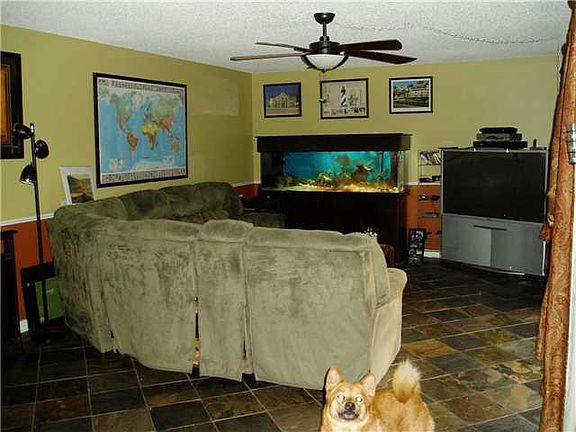 4th image of 3210 Spanish Wells Dr #27-C