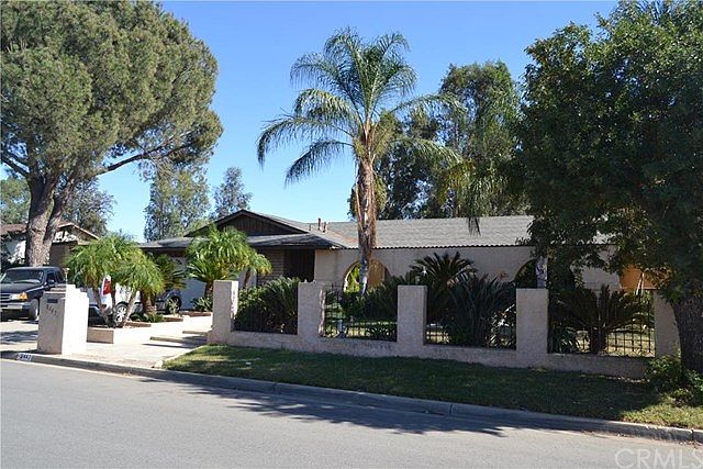 1st image of 8447 Saddle Creek Dr