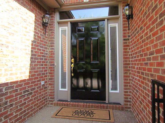 4th image of 224 Park Lakes Dr