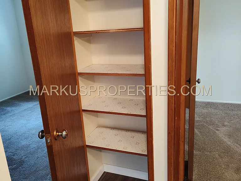 110 SW 137th Ave #3 — Photo 8