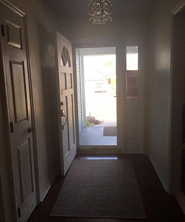 4th image of 102 Allison Dr