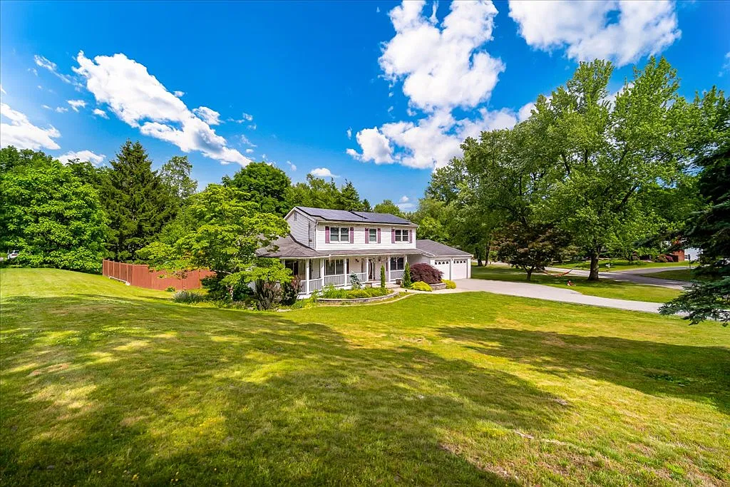 5 bed, 4.5 bath, 3182 sqft, $4,800 — Photo 4