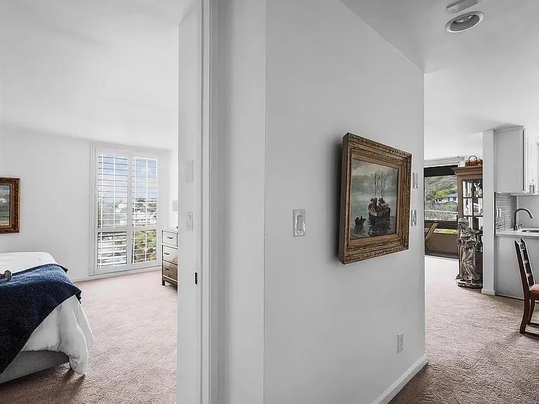 6455 La Jolla Blvd #246 — Photo 2