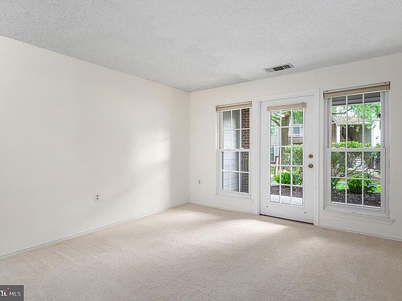 5th image of 21029 Timber Ridge Ter Unit 104