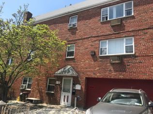 6627 Jay Ave, Maspeth, NY 11378