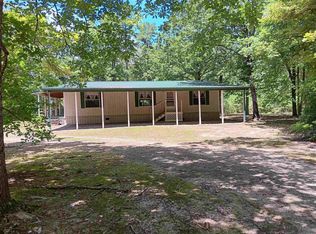 84 Prince Dr, Greers Ferry, AR 72067
