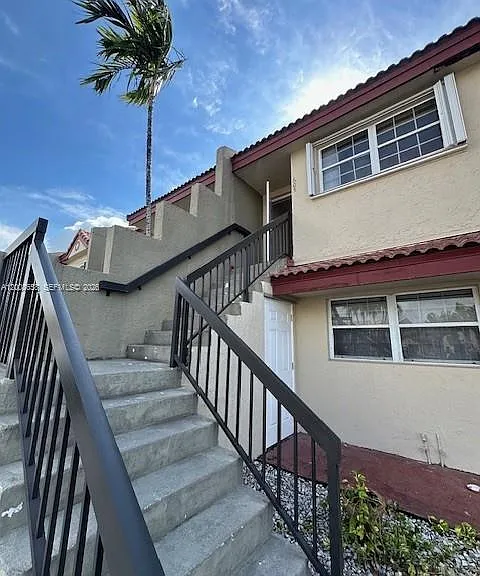 12990 SW 63rd Ter #605 — Photo 1
