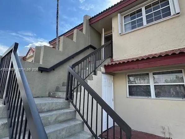 12990 SW 63rd Ter APT 605, Miami, FL 33183