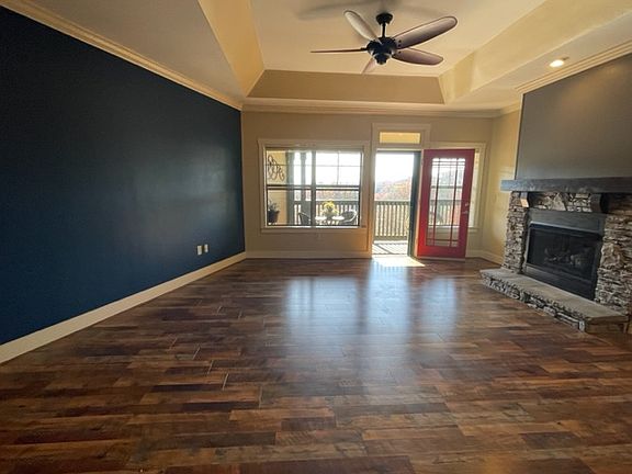 5th image of 9 Kenilworth Knls APT 404