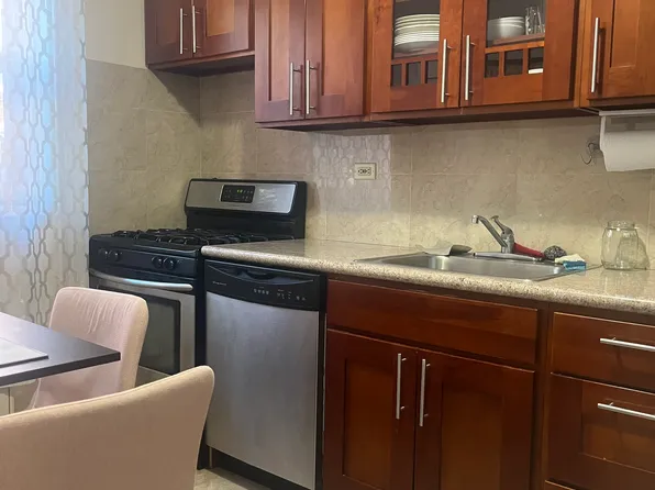 139-15 83rd Avenue image 6 of 12