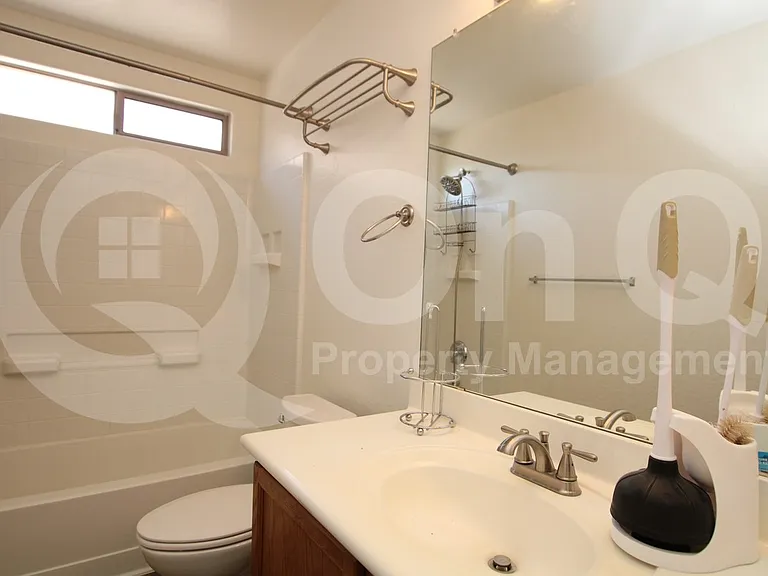 1286 W Roosevelt Ave — Photo 14
