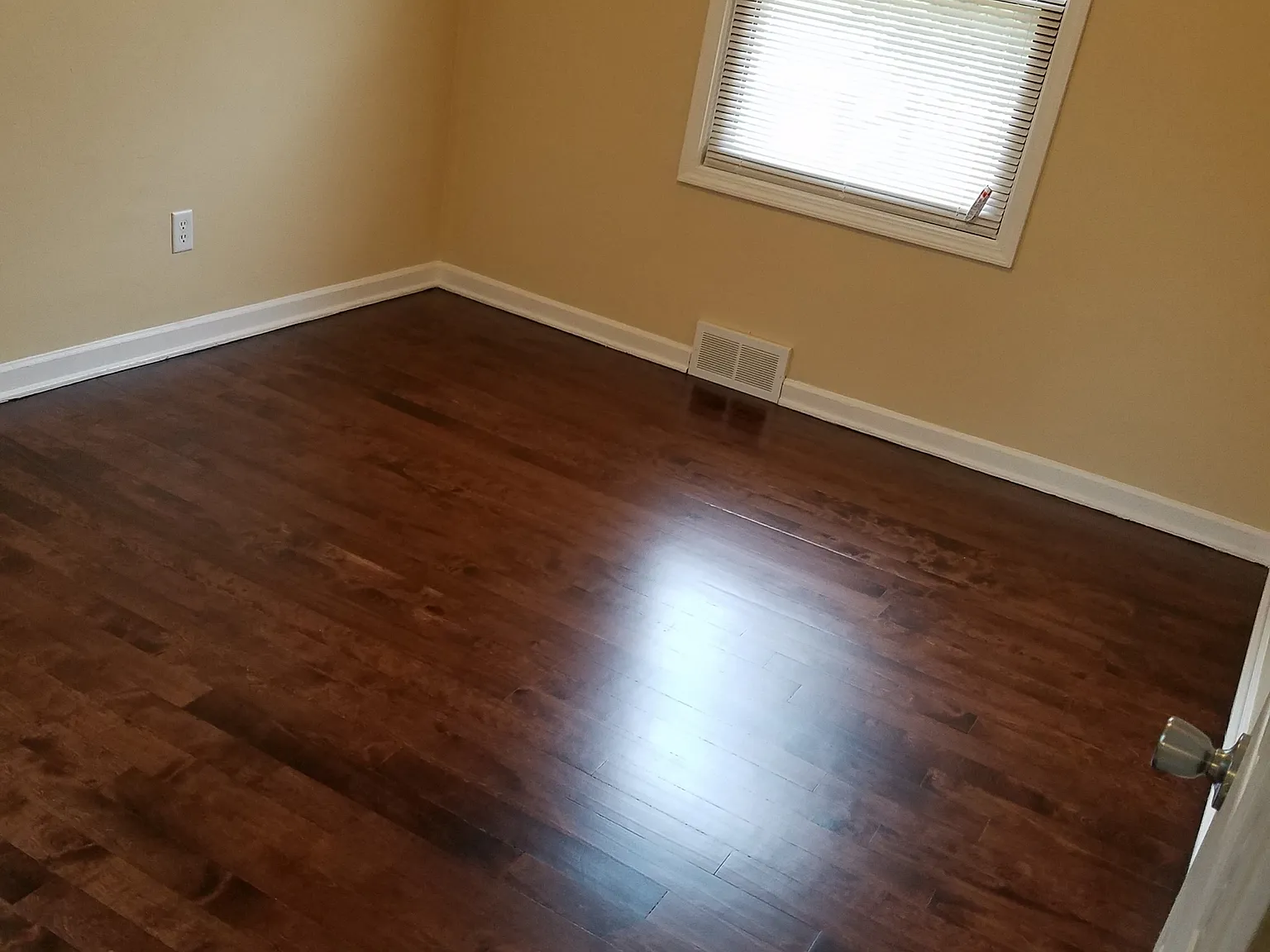 5333 N 51st Blvd, Milwaukee - 1 — Photo 2