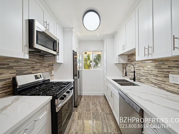 4th image of 7571 Willoughby Ave APT 7