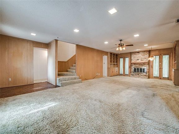 4th image of 9881 Dogwood St