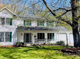 50696 Partridge Woods Dr, Granger, IN
