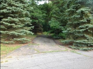 1258 Oshtemo Trce, Kalamazoo, MI 49009