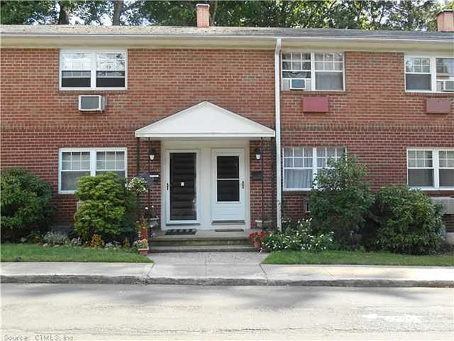 24 Woodward Ave #23 — Photo 5