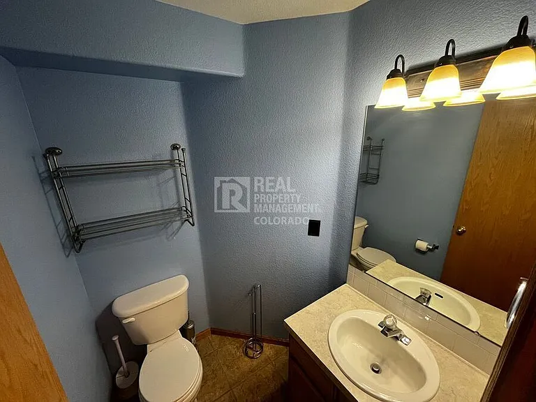 8464 Calumet Way — Photo 6