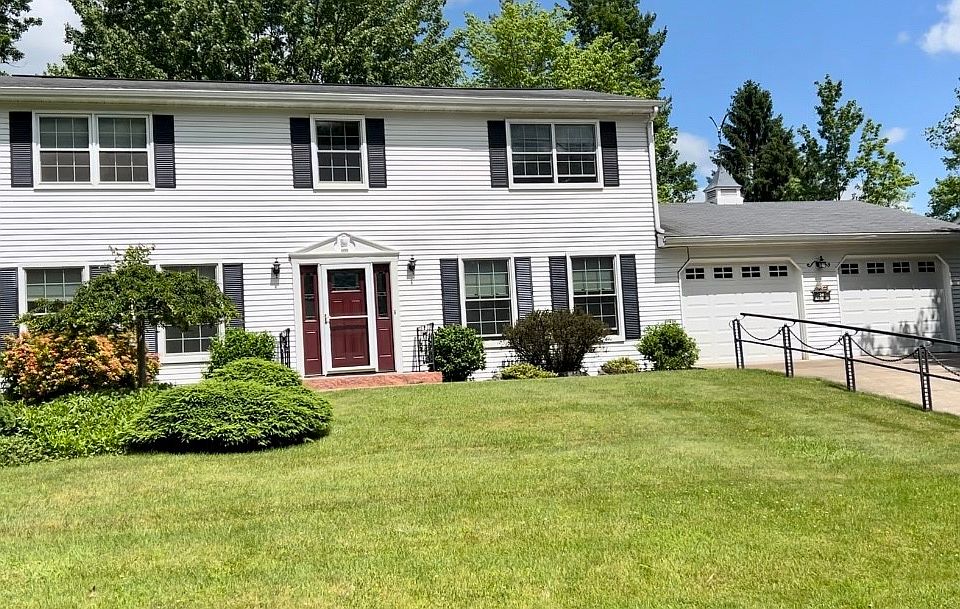 1st image of 24 Alpine Dr