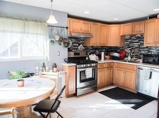 17 Forrest St #2, Winthrop, MA 02152