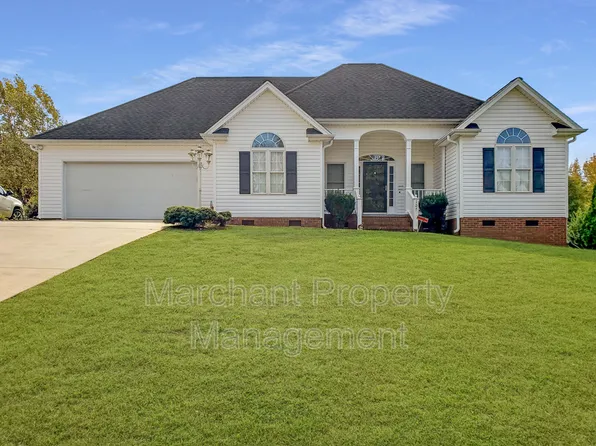 107 Madison Ridge Rd, Piedmont, SC 29673