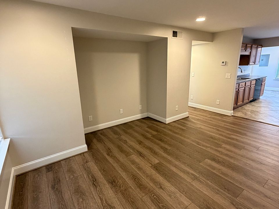 1st image of 823 Penny Ln #A