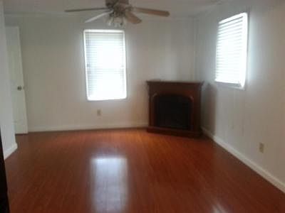 3rd image of 1331 McClung Ave