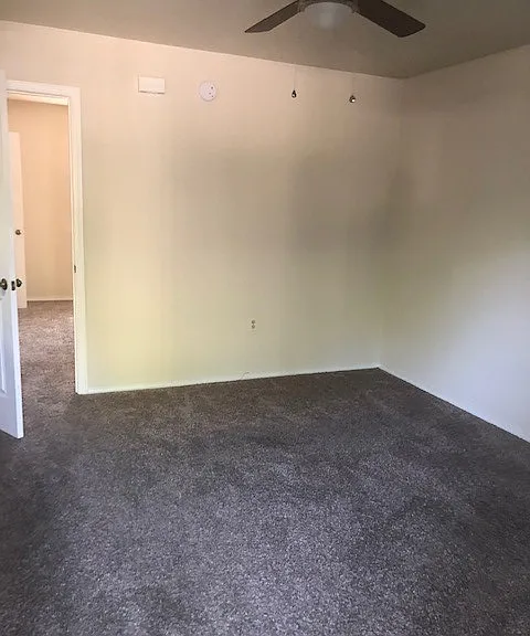 Living room, view from entrance