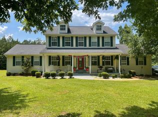 135 Levi Barnes Rd, Jackson, GA 30233