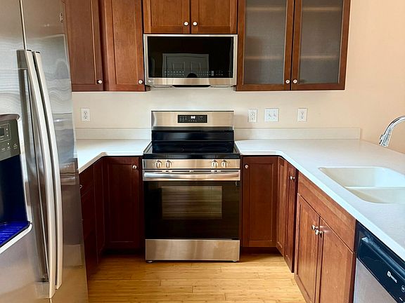4th image of 120 Bogard Ln