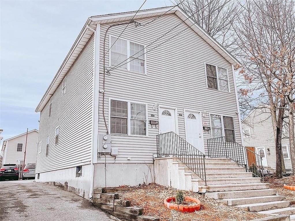 68 Yorkshire St, Providence, RI 02908 Zillow