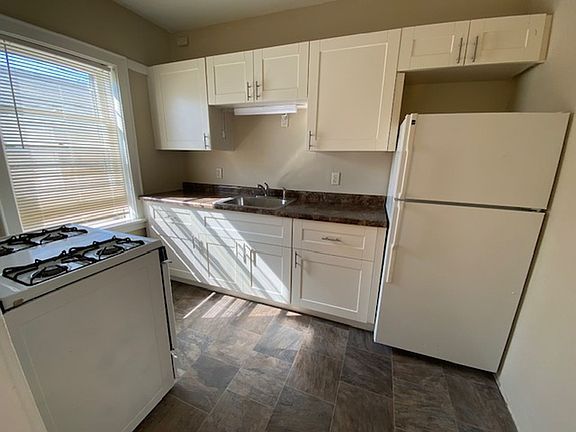 5th image of 3817 N Humboldt Blvd #3