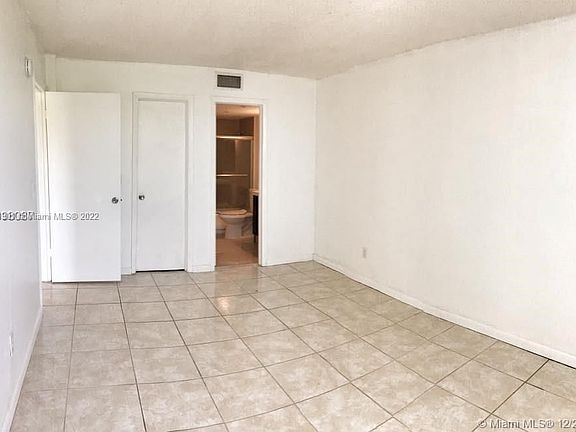 5th image of 13455 NE 10th Ave APT 408