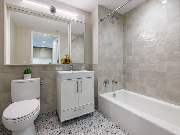 266 West 96th Street 1605 image 5 of 6