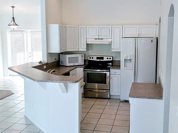 4th image of 2609 SW 18th Ave