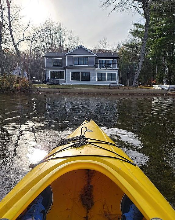 2nd image of 7 Blueberry Ln