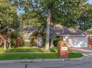 5501 Bright Star Trl, Arlington, TX 76017