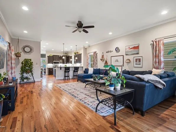 1327B Meridian St, Nashville, TN 37207