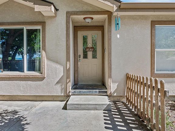 2nd image of 416 Glendale Way